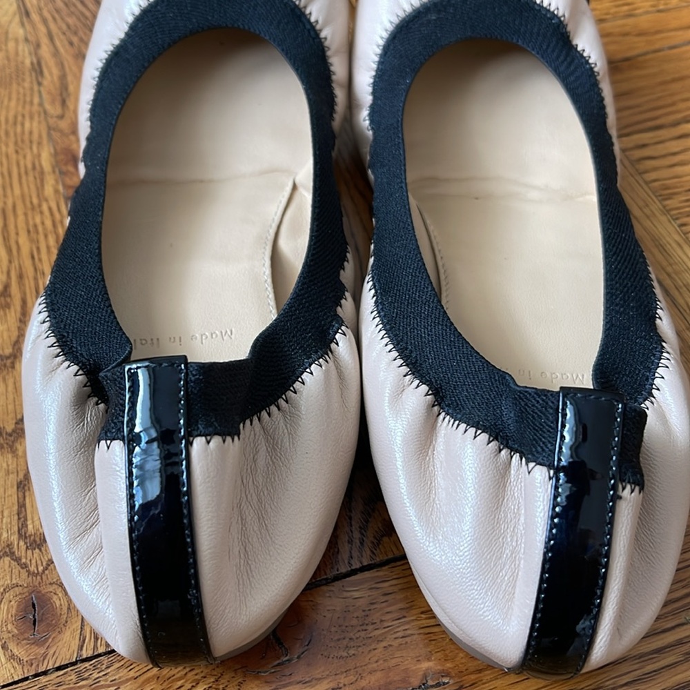 CAP TOE LEATHER FLATS - Picture 5 of 8